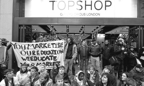 Protestas en las tiendas Topshop Imagen de las protestas en las tiendas Topshop